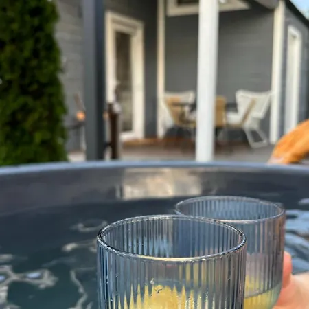 Feriehus Arkasasino Z Jacuzzi Sasino